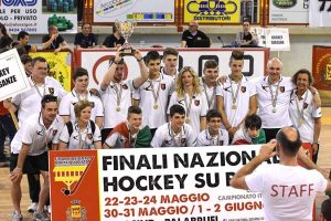 Foto under 17 Breganze vincitrice scudetto 2015
